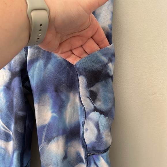 Lululemon speed up tight leggings - Picture 6 of 8